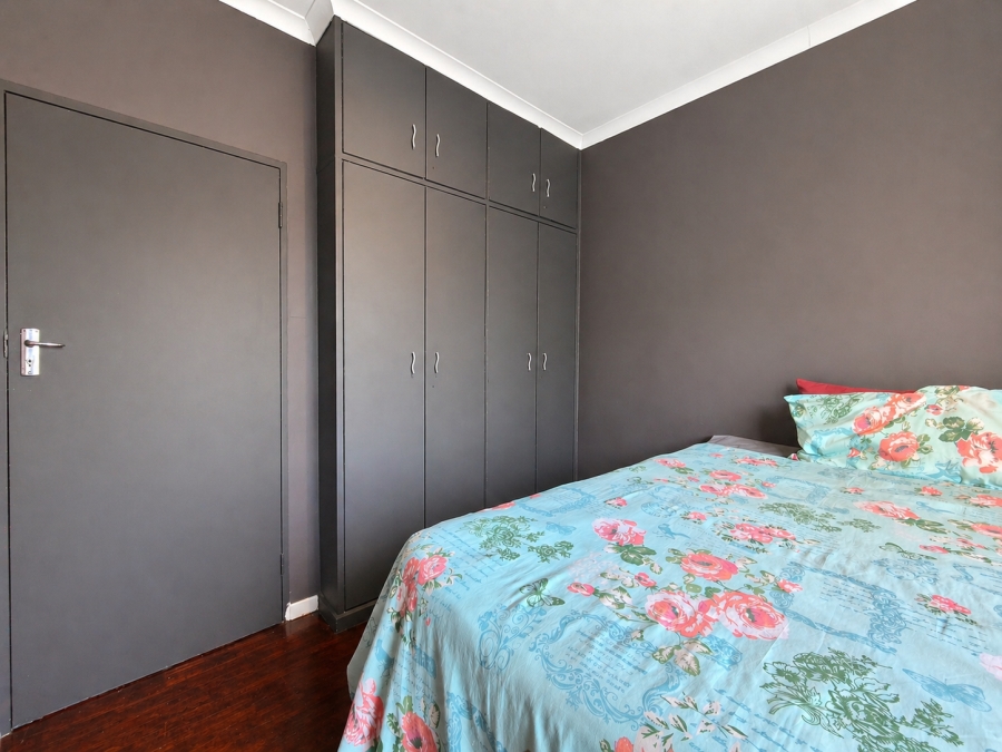 3 Bedroom Property for Sale in Wynberg Upper Western Cape